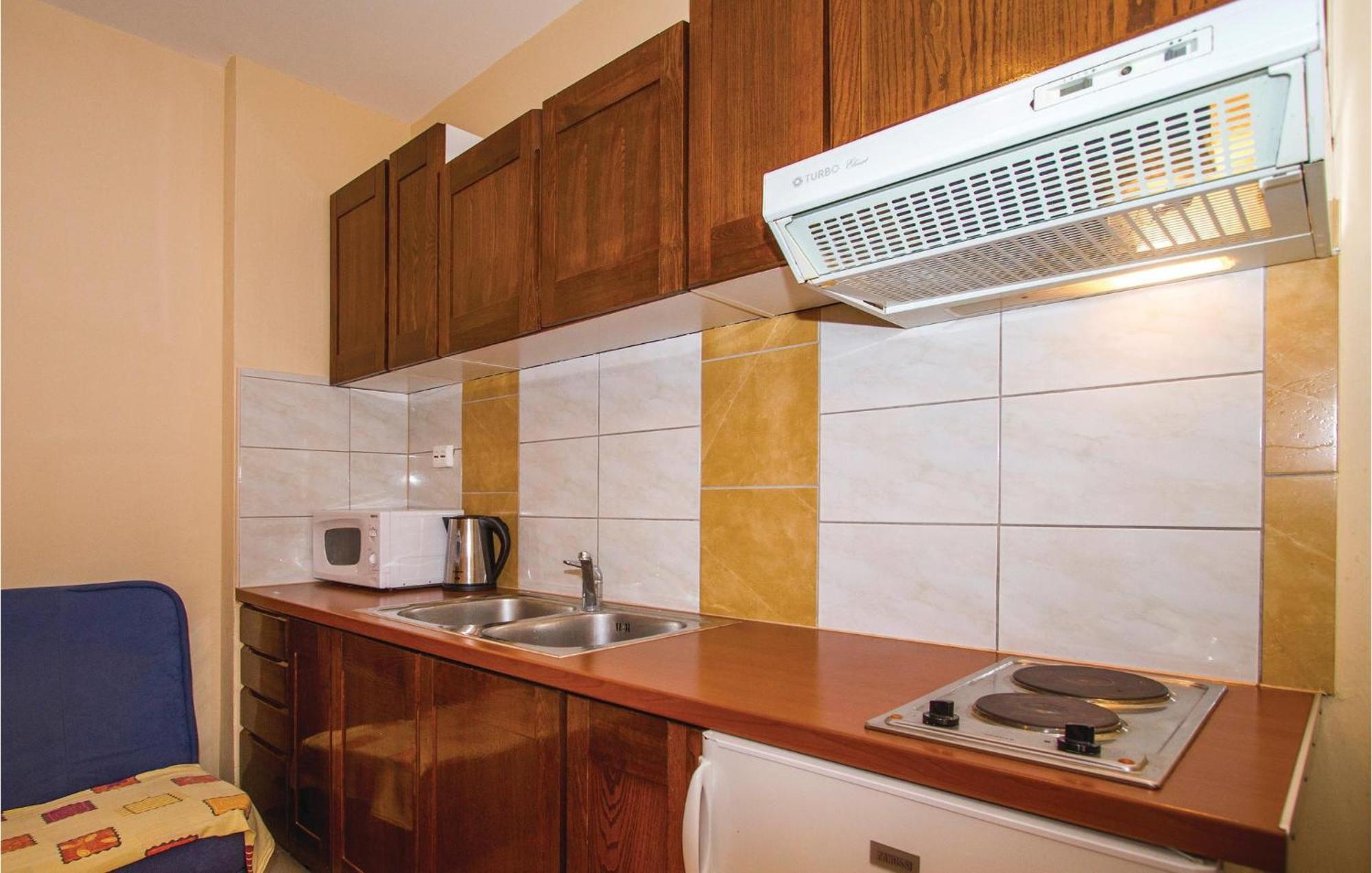 Pet Friendly Apartment In Biograd With Kitchen Biograd Na Moru Eksteriør bilde